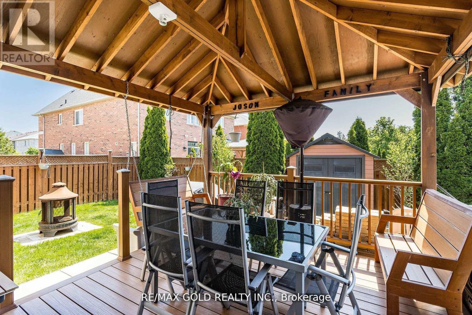 47 Ocean Ridge Drive, Brampton, Ontario  L6R 3K5 - Photo 17 - W12682460