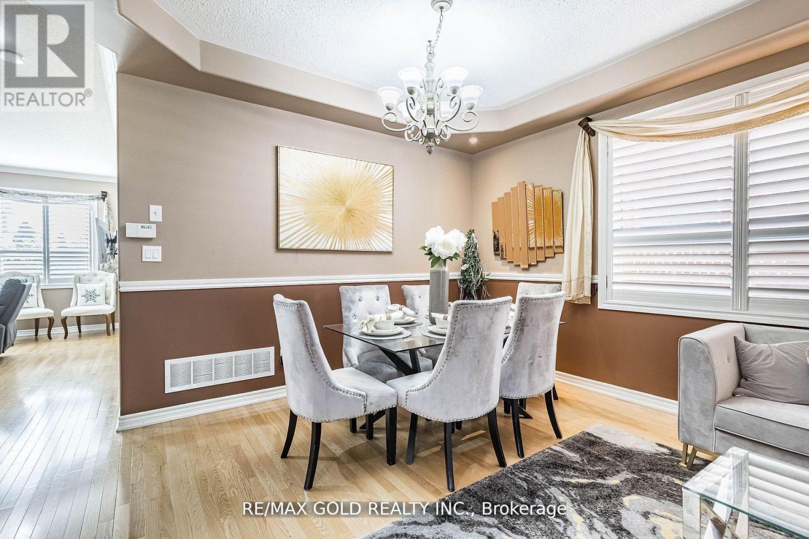 47 Ocean Ridge Drive, Brampton, Ontario  L6R 3K5 - Photo 3 - W12682460