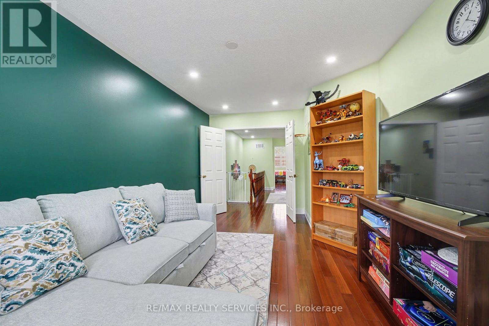 Main - 3203 Carabella Way, Mississauga, Ontario  L5M 6S8 - Photo 16 - W12682474