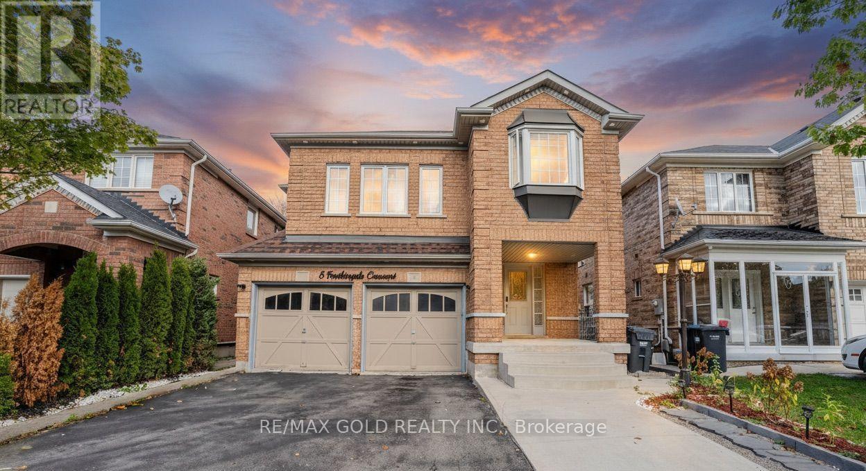 5 Farthingale Crescent, Brampton, Ontario  L7A 1R3 - Photo 2 - W12682478