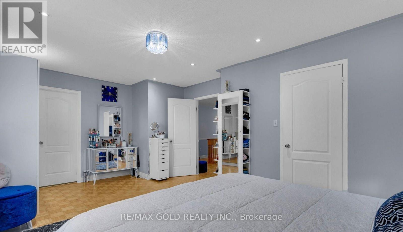 5 Farthingale Crescent, Brampton, Ontario  L7A 1R3 - Photo 22 - W12682478