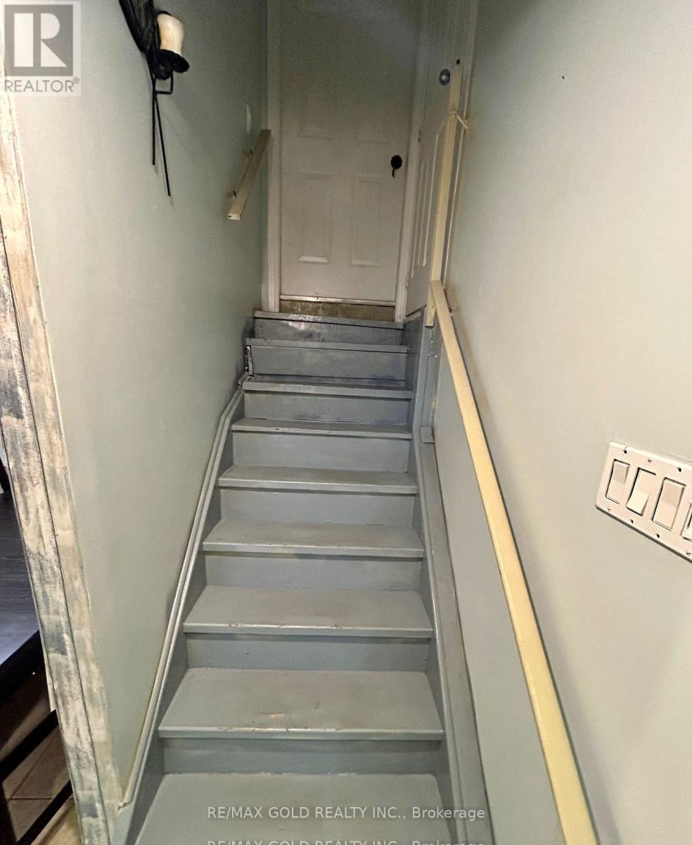 5 Farthingale Crescent, Brampton, Ontario  L7A 1R3 - Photo 39 - W12682478