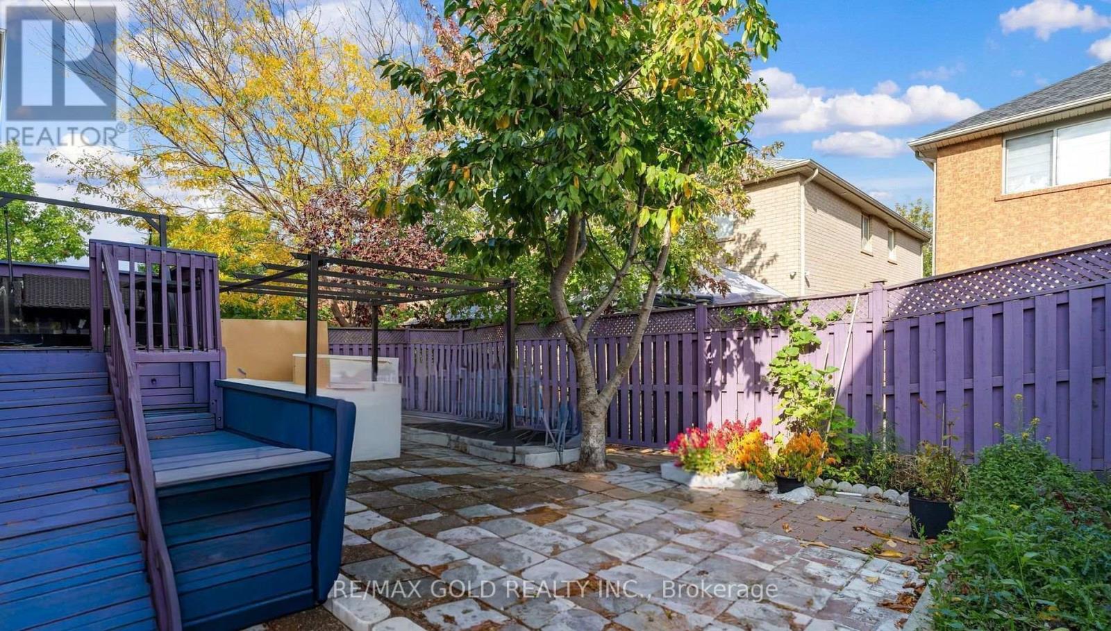 5 Farthingale Crescent, Brampton, Ontario  L7A 1R3 - Photo 40 - W12682478