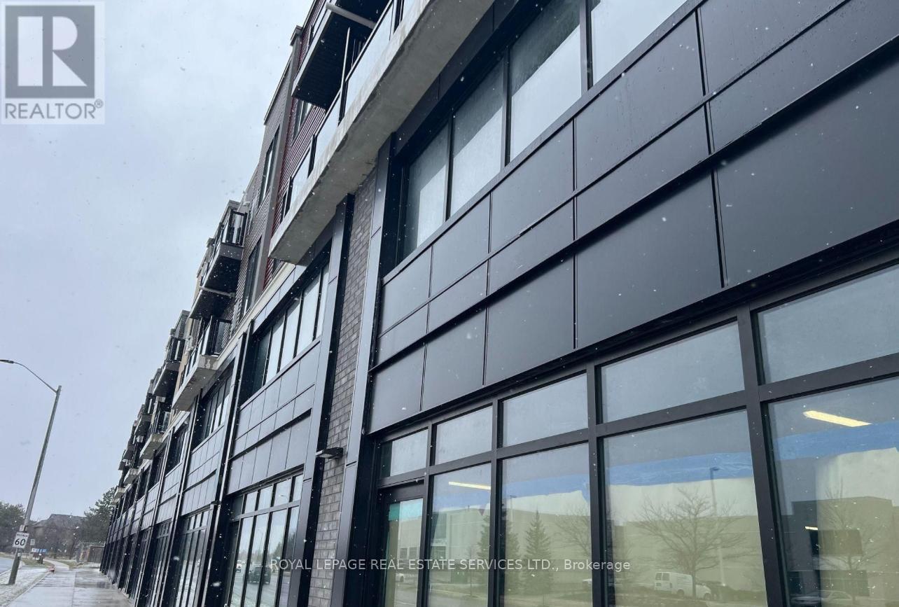 3 - 3401 Ridgeway Drive E, Mississauga, Ontario  L5L 0B9 - Photo 2 - W12682498