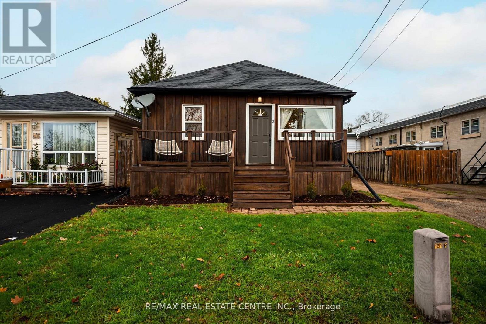 121 PROTON STREET N, Southgate, Ontario