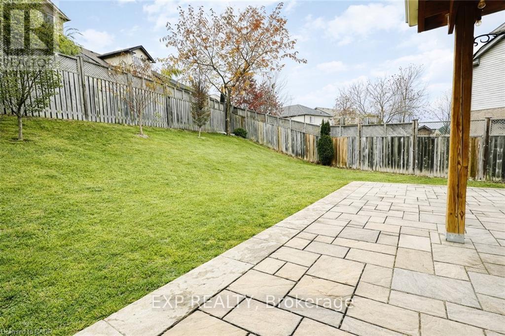 Upper - 240 Purple Sage Crescent, Kitchener, Ontario  N2E 4G5 - Photo 20 - X12682472