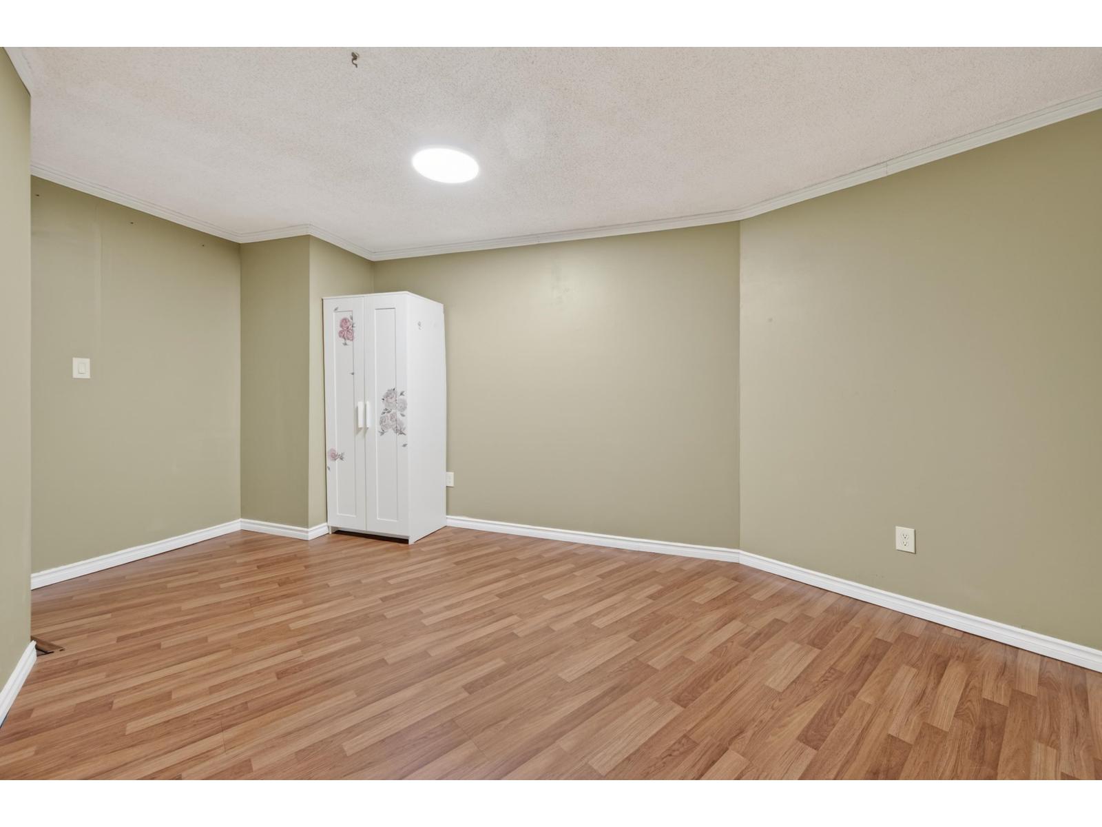 314 1850 E Southmere Crescent, Surrey, British Columbia  V4A 6Y6 - Photo 15 - R3077544