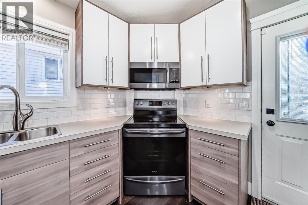 11 Canoe Close Sw, Airdrie, Alberta  T4B 2N3 - Photo 11 - A2278127