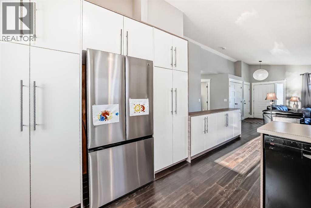 11 Canoe Close Sw, Airdrie, Alberta  T4B 2N3 - Photo 14 - A2278127