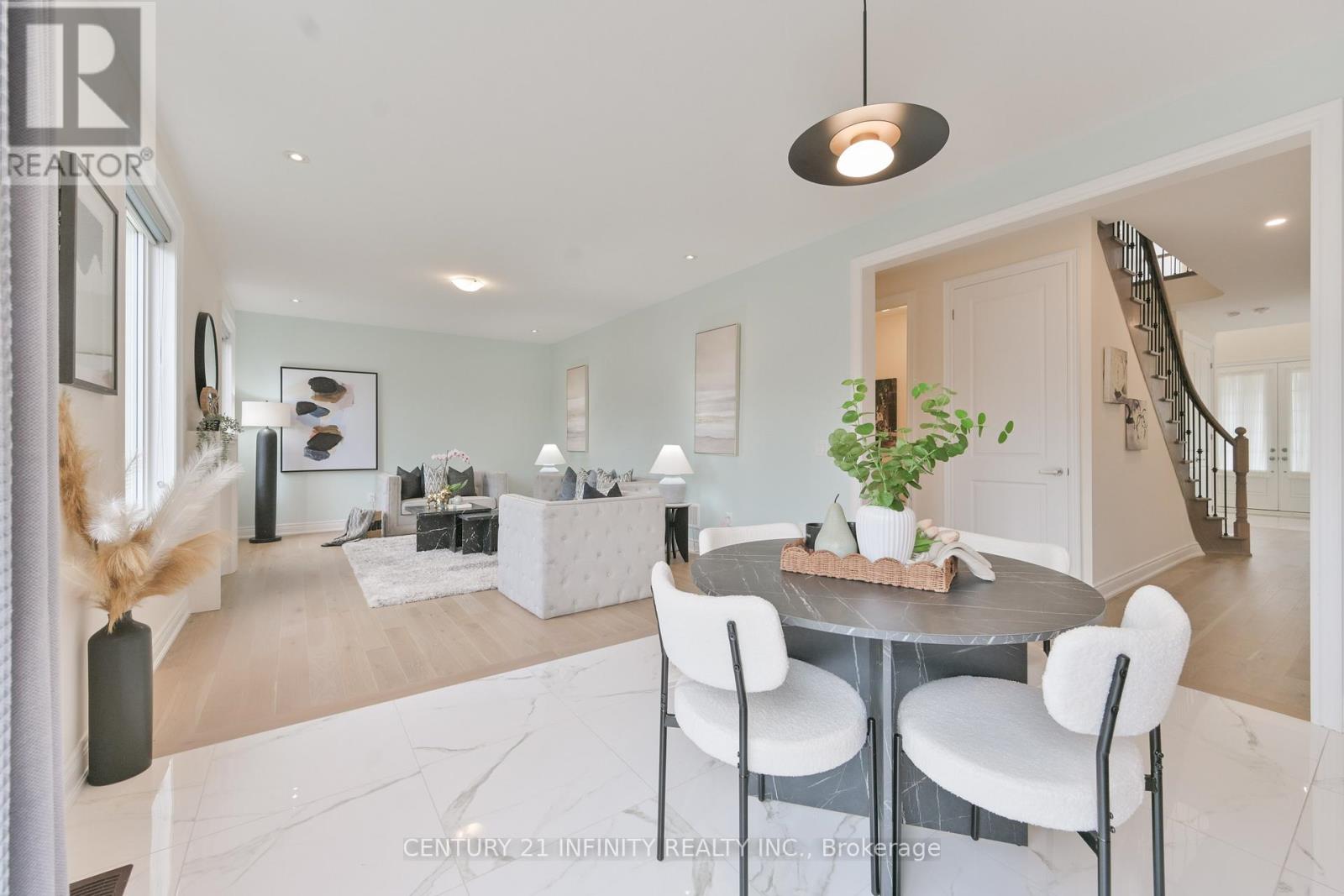 34 Watershed Gate, East Gwillimbury, Ontario  L9N 0Y6 - Photo 15 - N12682508