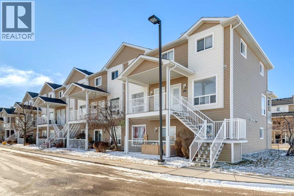 152 Sunrise Terrace Ne, High River, Alberta  T1V 0C2 - Photo 1 - A2276932