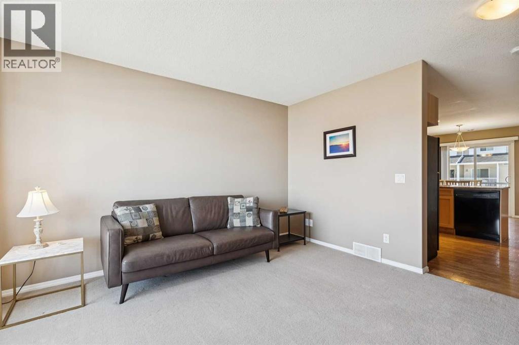 152 Sunrise Terrace Ne, High River, Alberta  T1V 0C2 - Photo 4 - A2276932