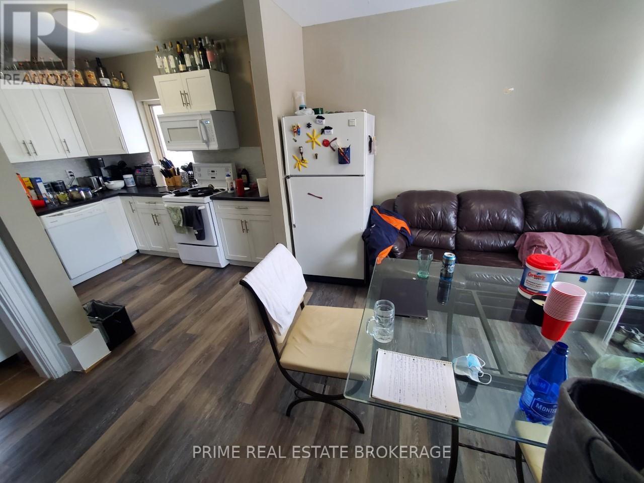 202 Sydenham Street, London East, Ontario  N6A 1W3 - Photo 5 - X12682544