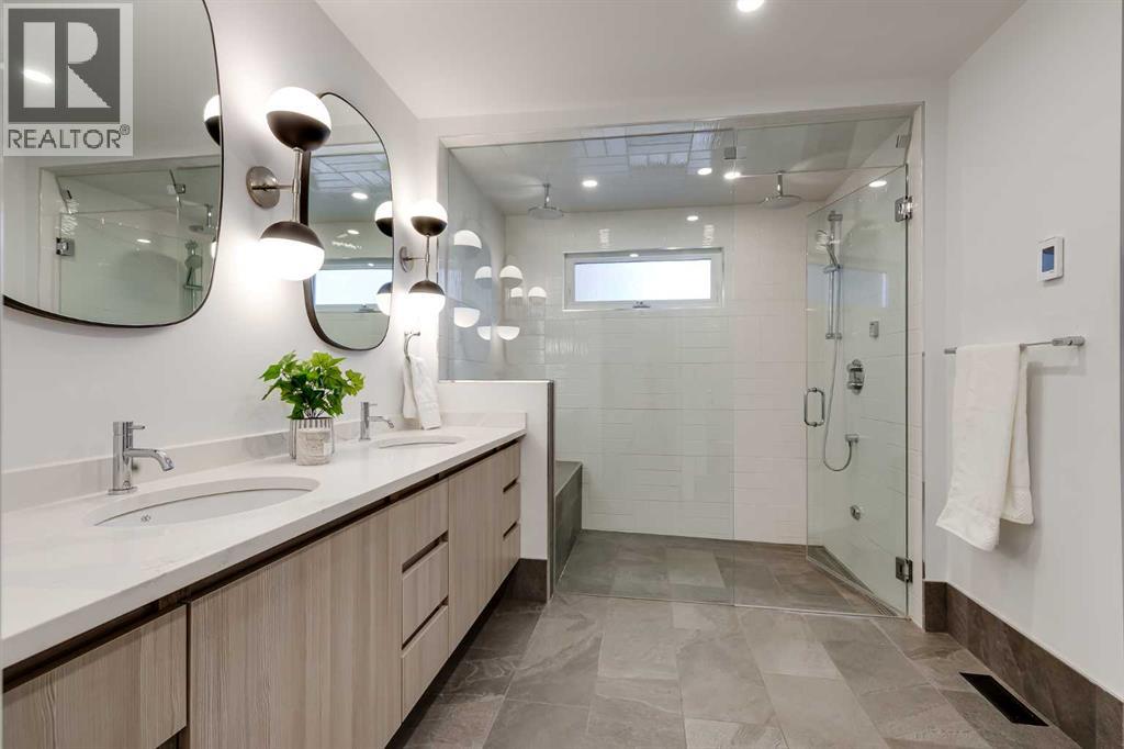 18, 35 Oakmount Court Sw, Calgary, Alberta  T2V 4Y3 - Photo 24 - A2276013