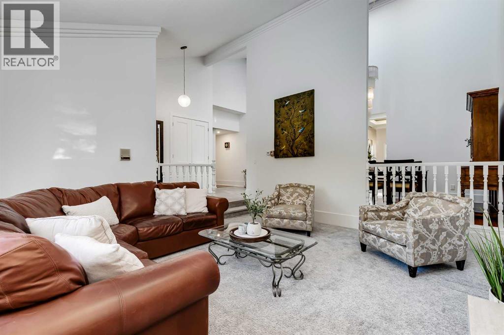 18, 35 Oakmount Court Sw, Calgary, Alberta  T2V 4Y3 - Photo 4 - A2276013