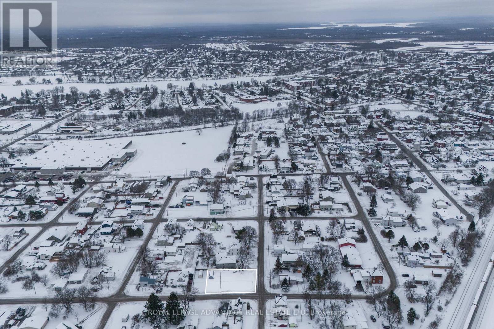 19 Lila Street, Montague, Ontario  K7A 2X2 - Photo 12 - X12682514