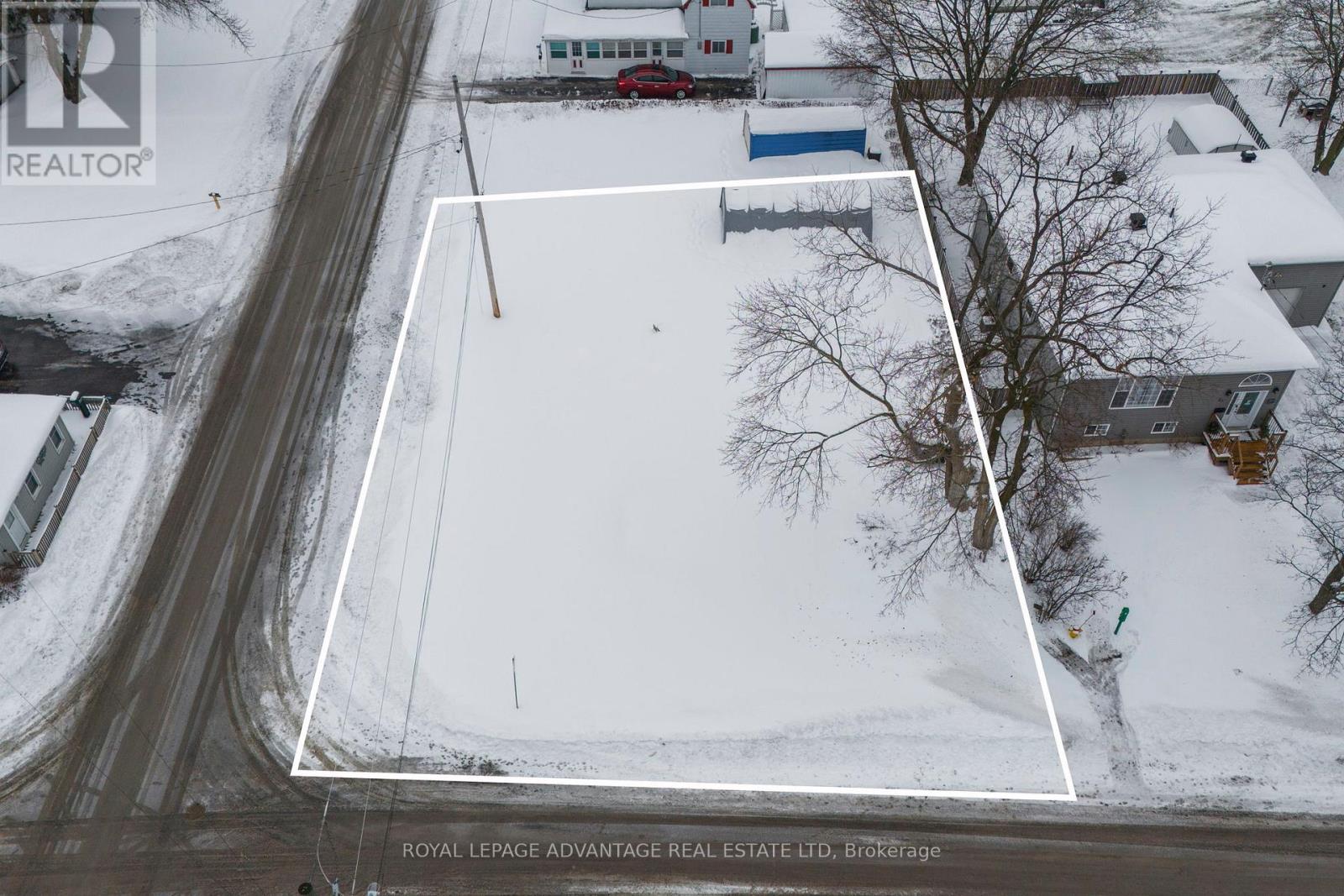 19 Lila Street, Montague, Ontario  K7A 2X2 - Photo 9 - X12682514