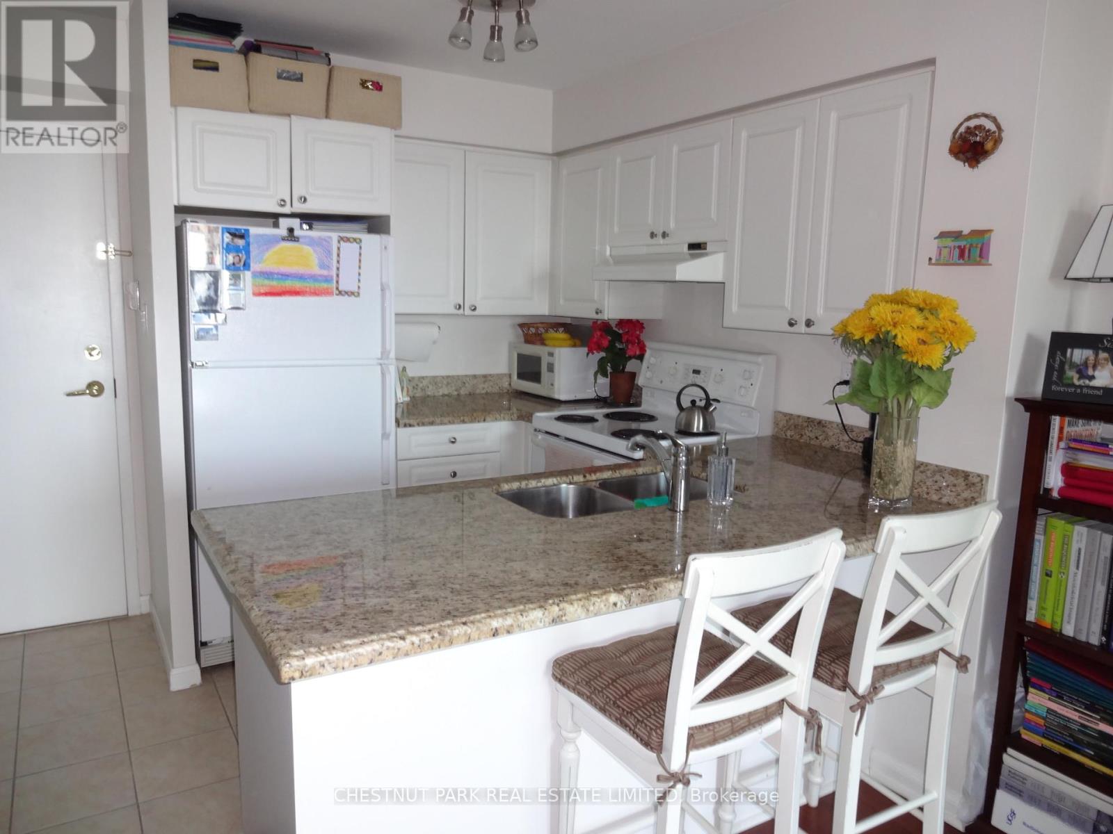 Ph12 - 109 Front Street E, Toronto, Ontario  M5A 4P7 - Photo 3 - C12682516