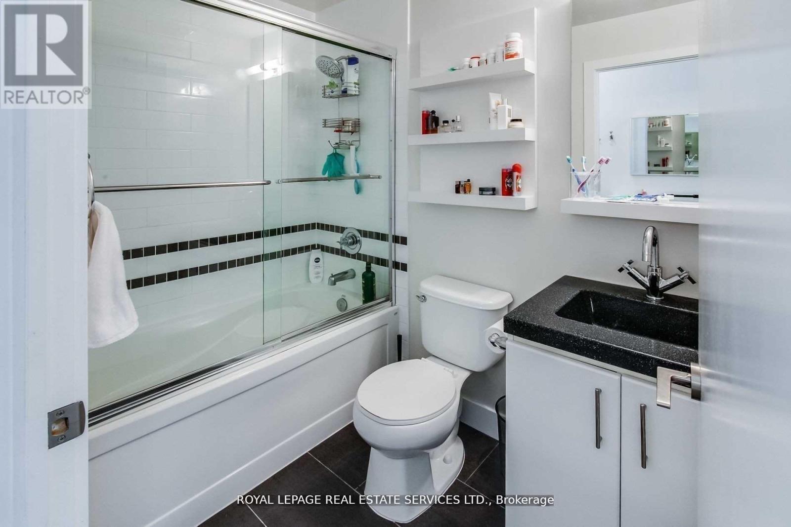 330 - 90 Stadium Road, Toronto, Ontario  M5V 3W5 - Photo 31 - C12682560