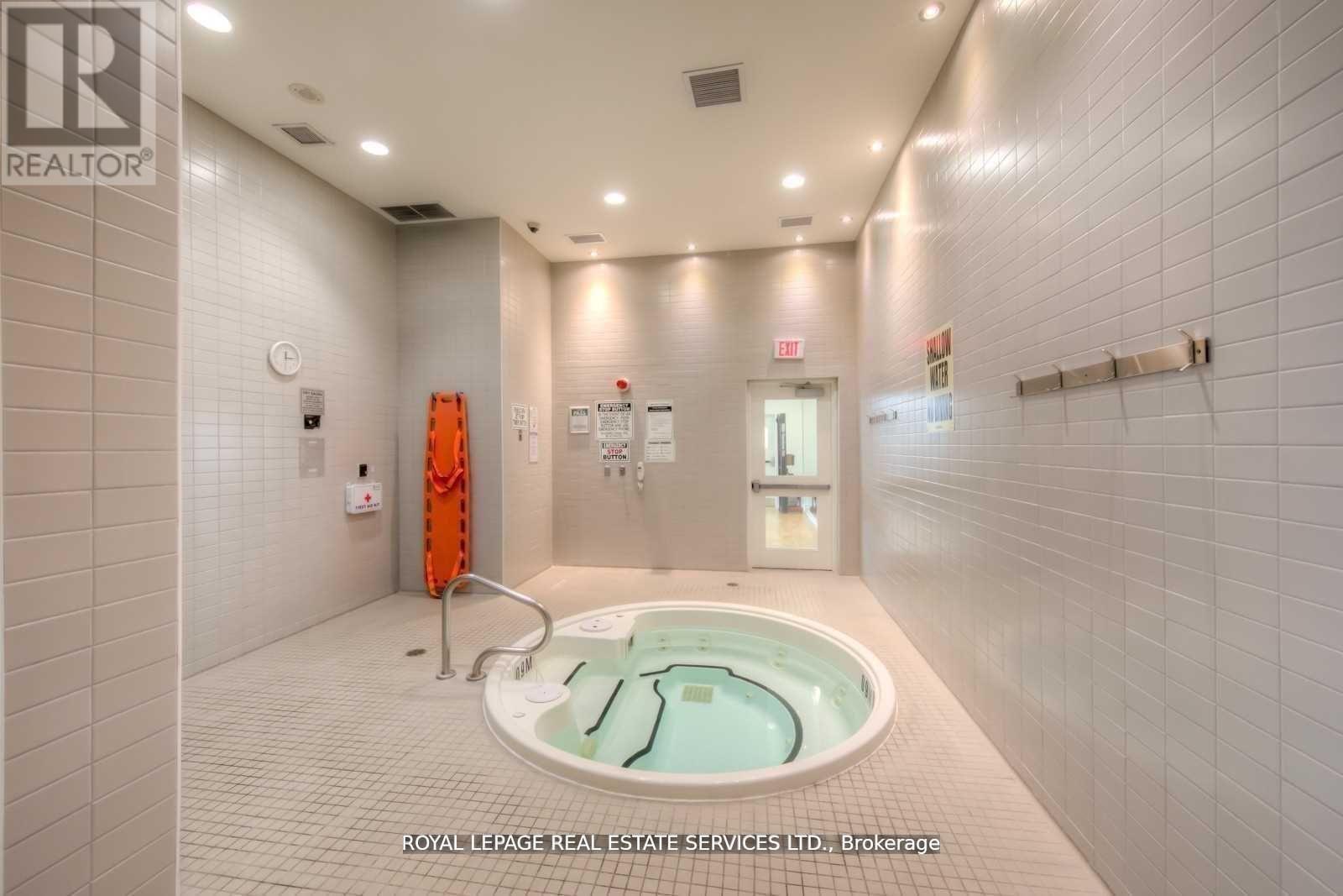 330 - 90 Stadium Road, Toronto, Ontario  M5V 3W5 - Photo 36 - C12682560