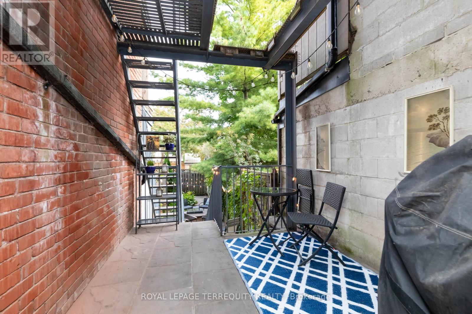 11 1/2 Rose Avenue, Toronto, Ontario  M4X 1N6 - Photo 11 - C12682574