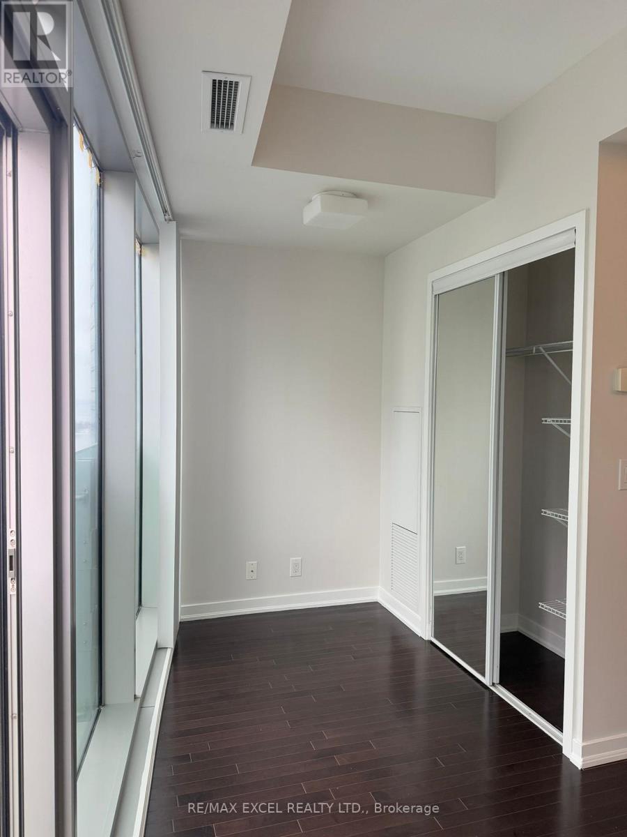 4201 - 14 York Street, Toronto, Ontario  M5J 2Z2 - Photo 5 - C12682598