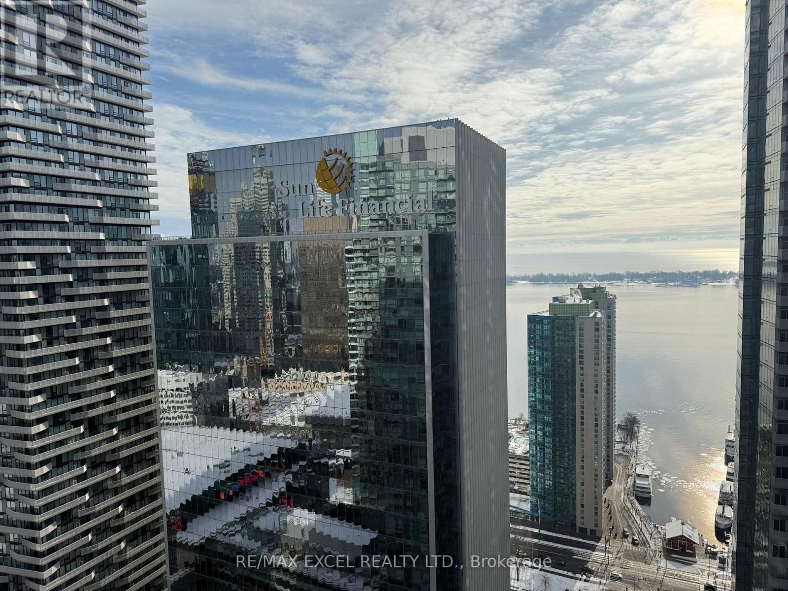 4201 - 14 York Street, Toronto, Ontario  M5J 2Z2 - Photo 8 - C12682598