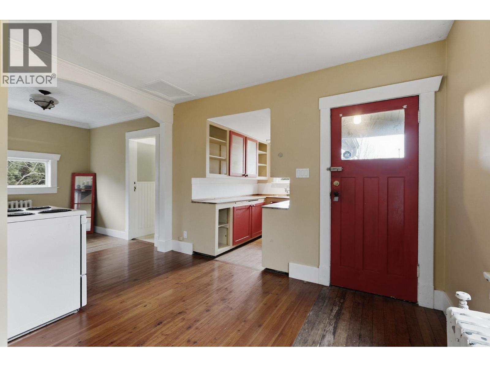 2336 Rindall Avenue, Port Coquitlam, British Columbia  V3C 1V2 - Photo 9 - R3077762