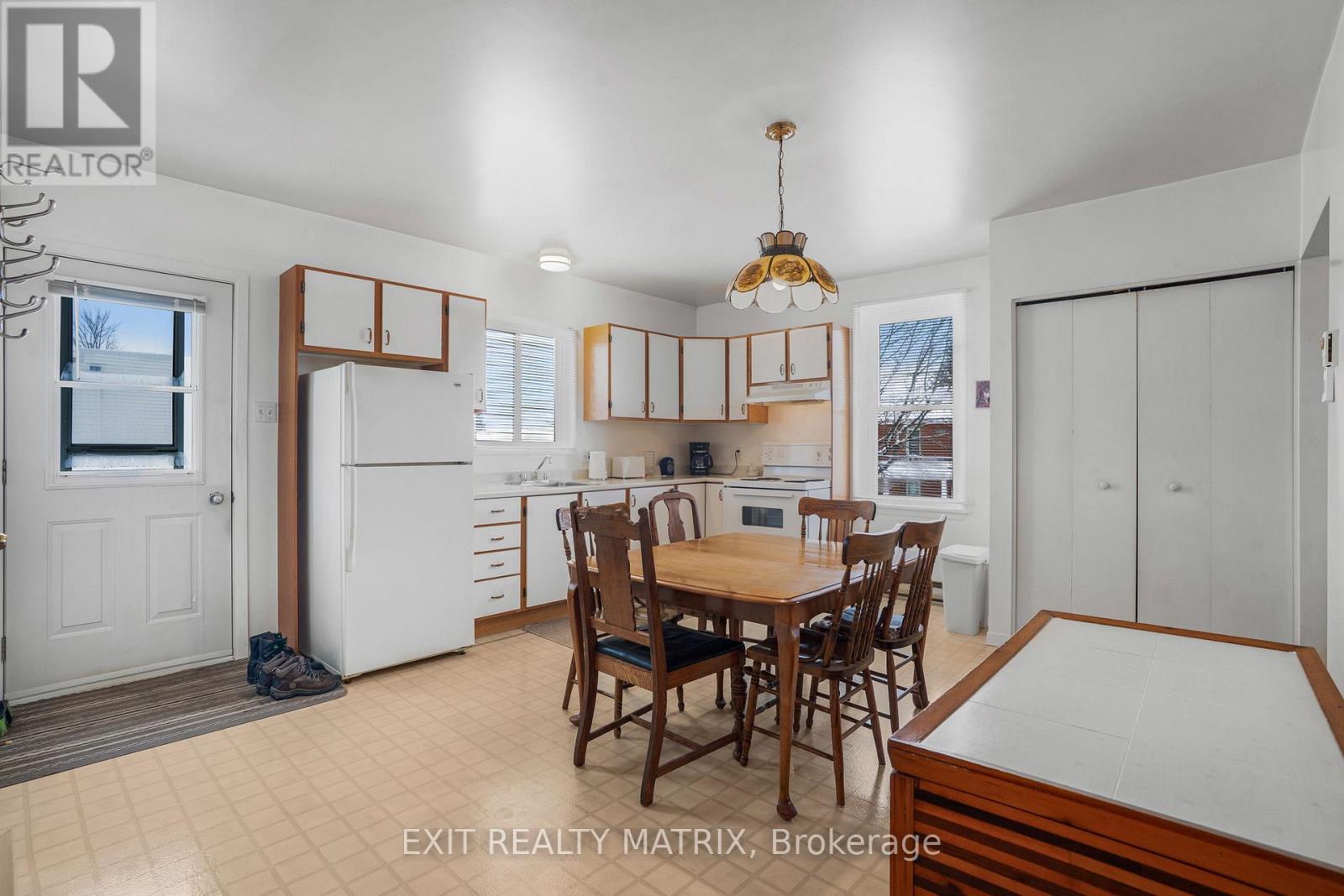 440 St Philippe Street, Alfred And Plantagenet, Ontario  K0B 1A0 - Photo 7 - X12682558