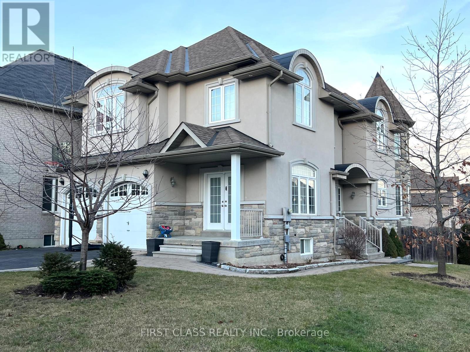 826 WINGARDEN CRESCENT, Pickering, Ontario