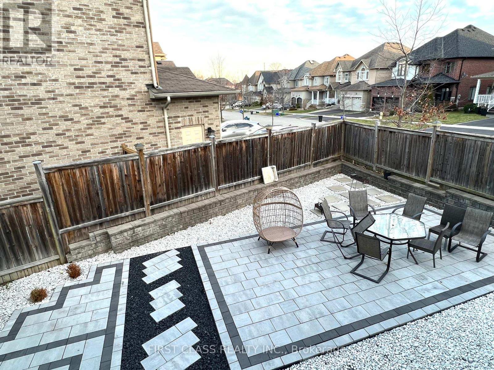 826 Wingarden Crescent, Pickering, Ontario  L1V 0C2 - Photo 13 - E12682520