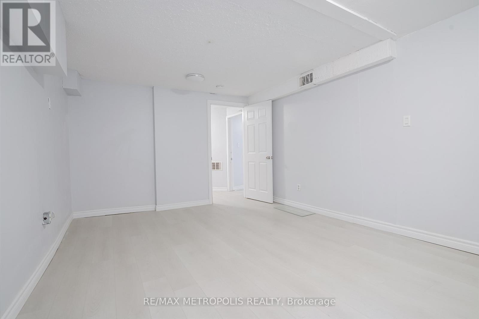 Bsmt - 50 Applemore Road, Toronto, Ontario  M1B 1R6 - Photo 15 - E12682566