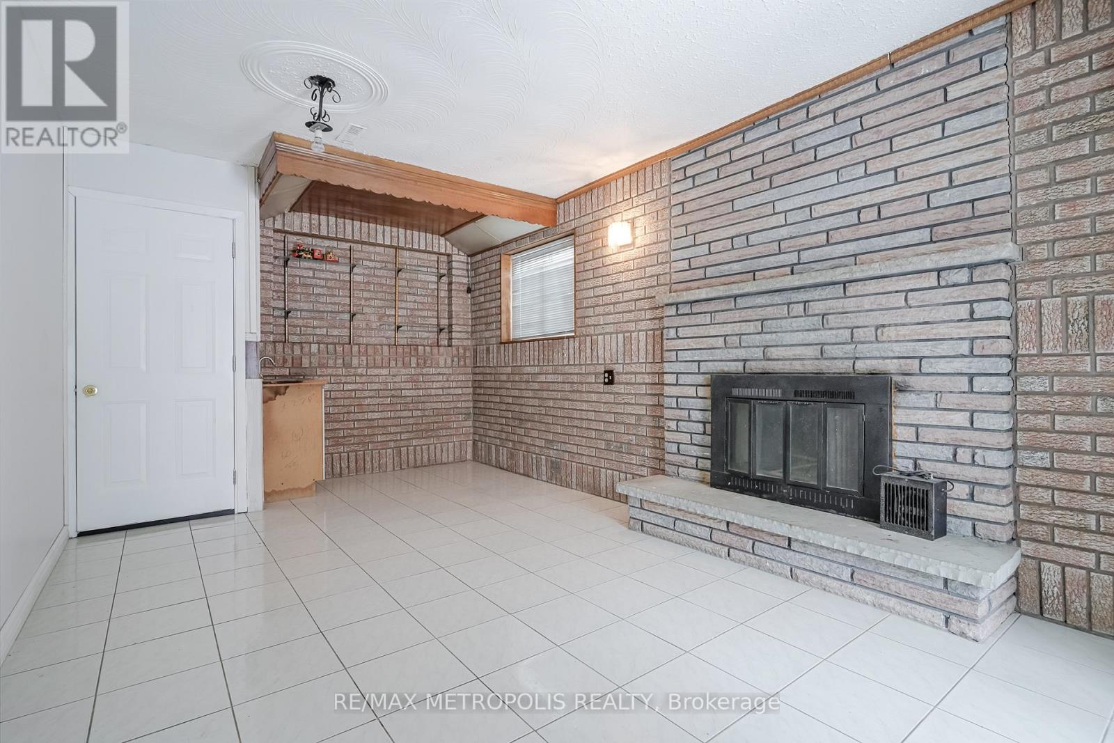 Bsmt - 50 Applemore Road, Toronto, Ontario  M1B 1R6 - Photo 3 - E12682566