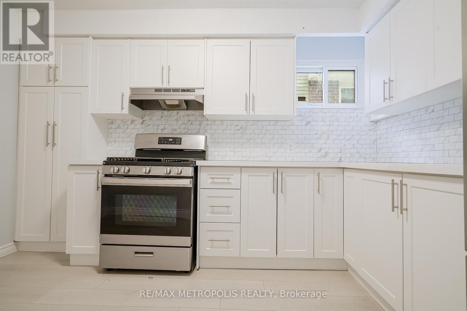 Bsmt - 50 Applemore Road, Toronto, Ontario  M1B 1R6 - Photo 8 - E12682566