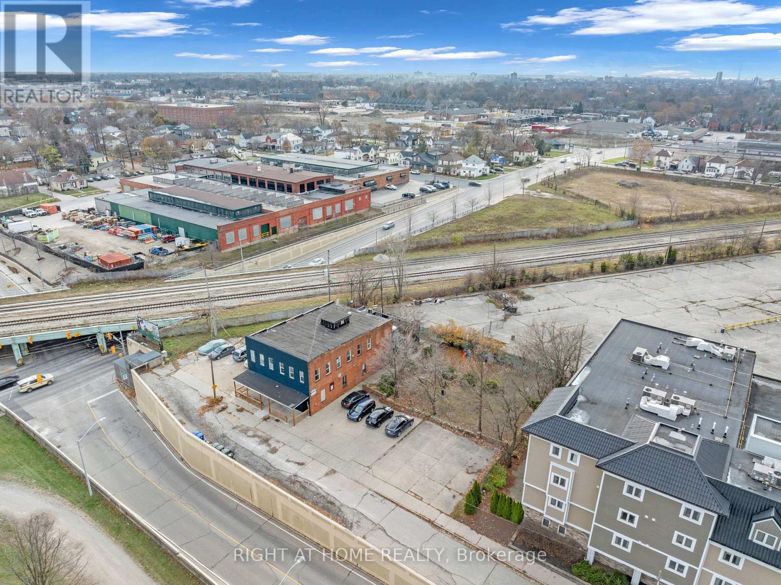 3 - 279 Drouillard Road, Windsor, Ontario  N8Y 2P4 - Photo 23 - X12515420