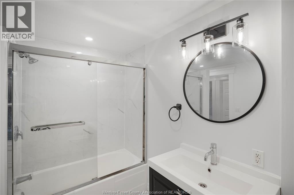 676 Moy, Windsor, Ontario  N9A 2N6 - Photo 18 - 26000709