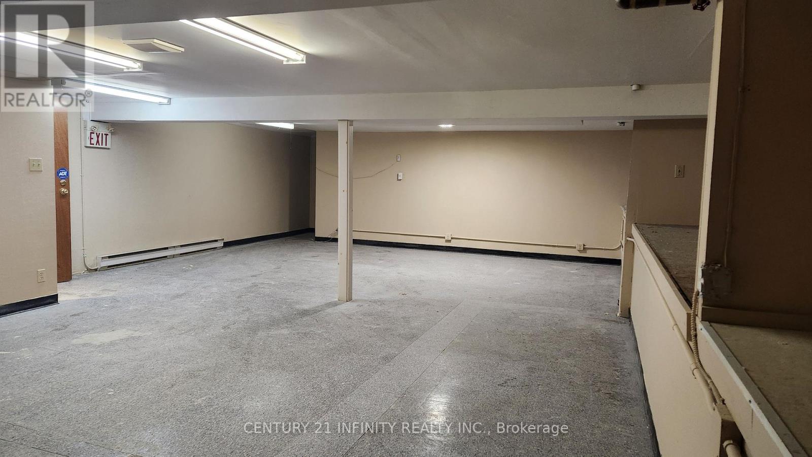 B - 907 Simcoe Street N, Oshawa, Ontario  L1G 4W1 - Photo 3 - E12580088