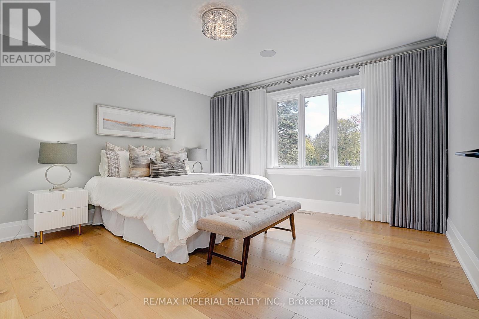 1832 Pine Siskin Court, Mississauga, Ontario  L5L 2Y3 - Photo 32 - W12682576