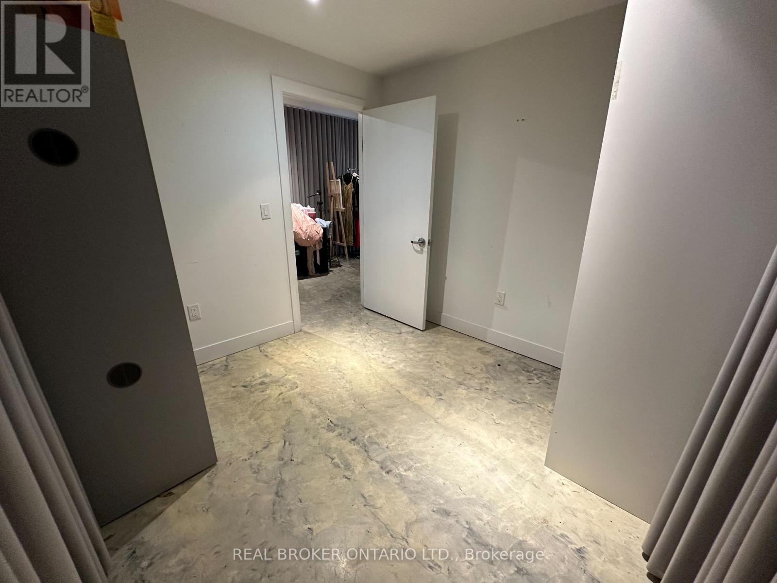 101 - 2 - 2847 Lake Shore Boulevard W, Toronto (Mimico), Ontario  M8V 1H8 - Photo 5 - W12682582