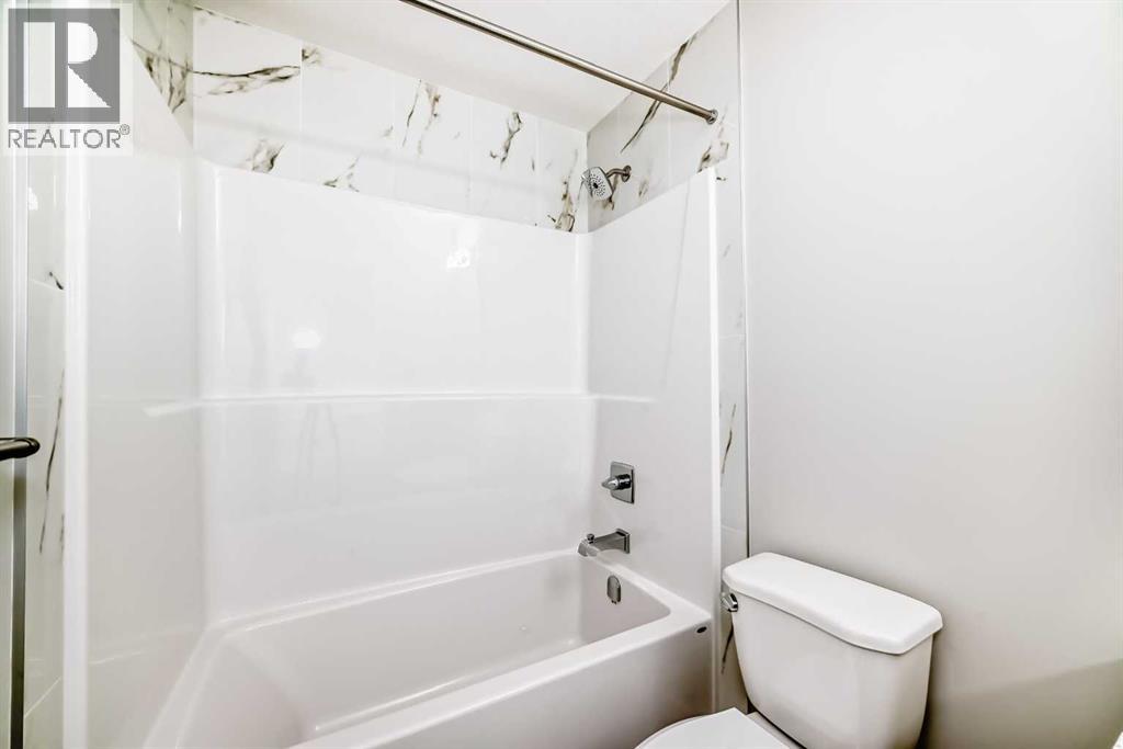 156 Belvedere Park Se, Calgary, Alberta  T2A 8A1 - Photo 37 - A2273914