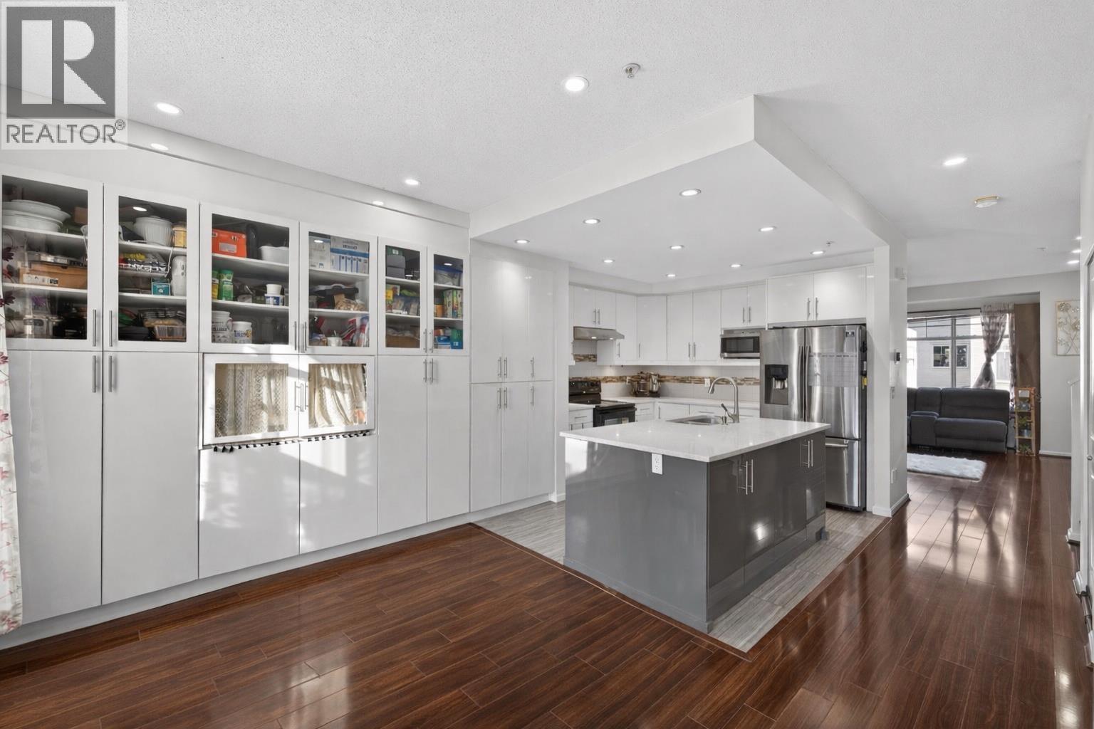 57 1010 Ewen Avenue, New Westminster, British Columbia  V3M 5C9 - Photo 5 - R3076775