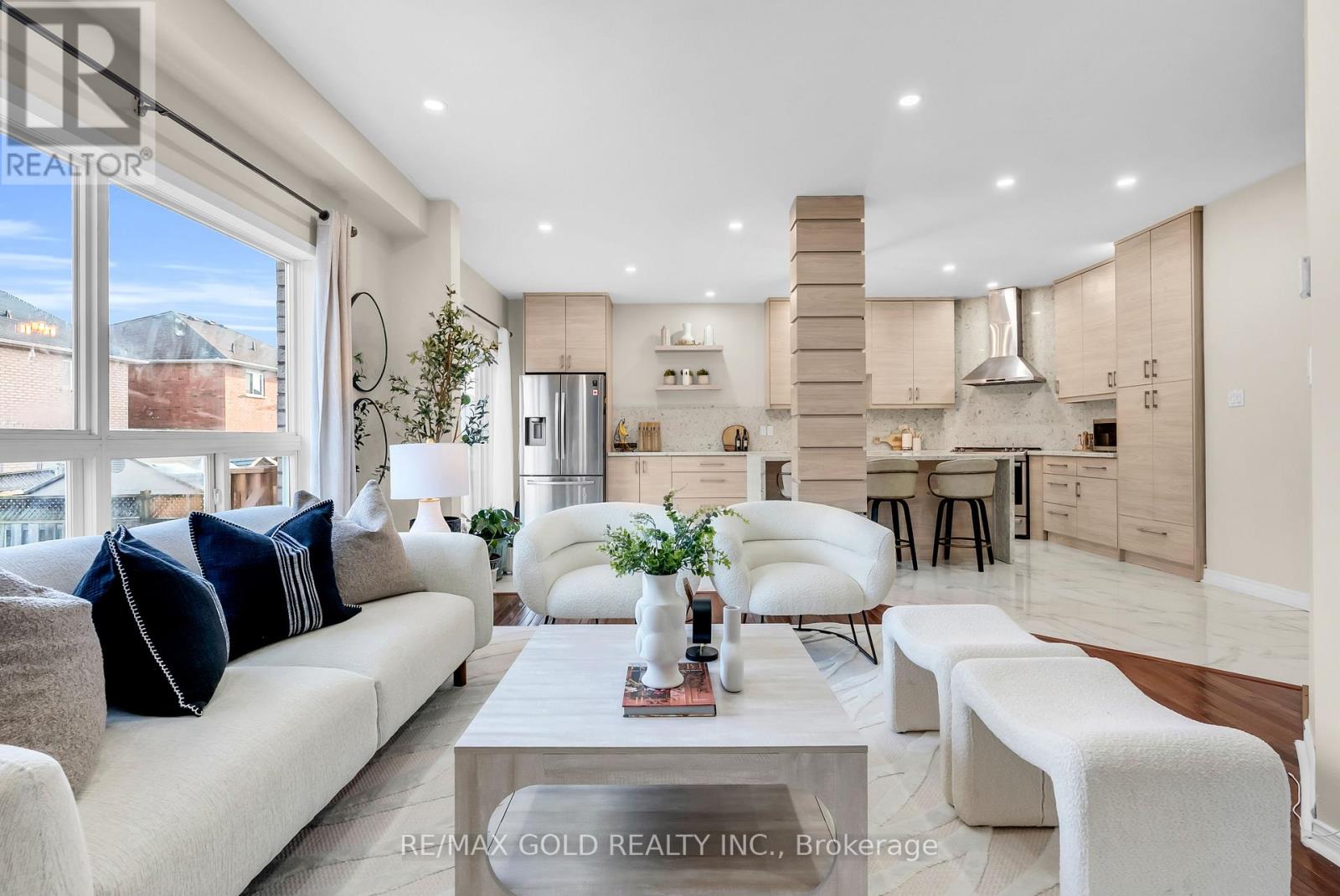 3770 Brinwood Gate, Mississauga, Ontario  L5M 7H2 - Photo 13 - W12681844