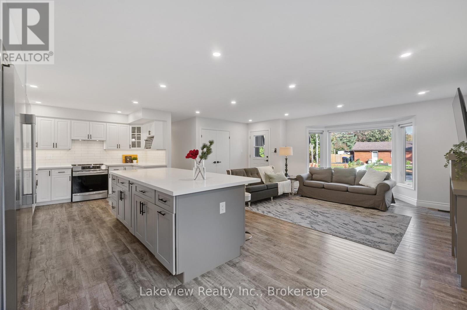 3914 Rosemary Lane W, Innisfil, Ontario  L9S 2L6 - Photo 17 - N12682670