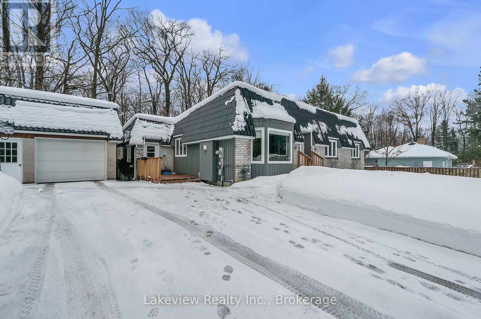 3914 Rosemary Lane W, Innisfil, Ontario  L9S 2L6 - Photo 2 - N12682670