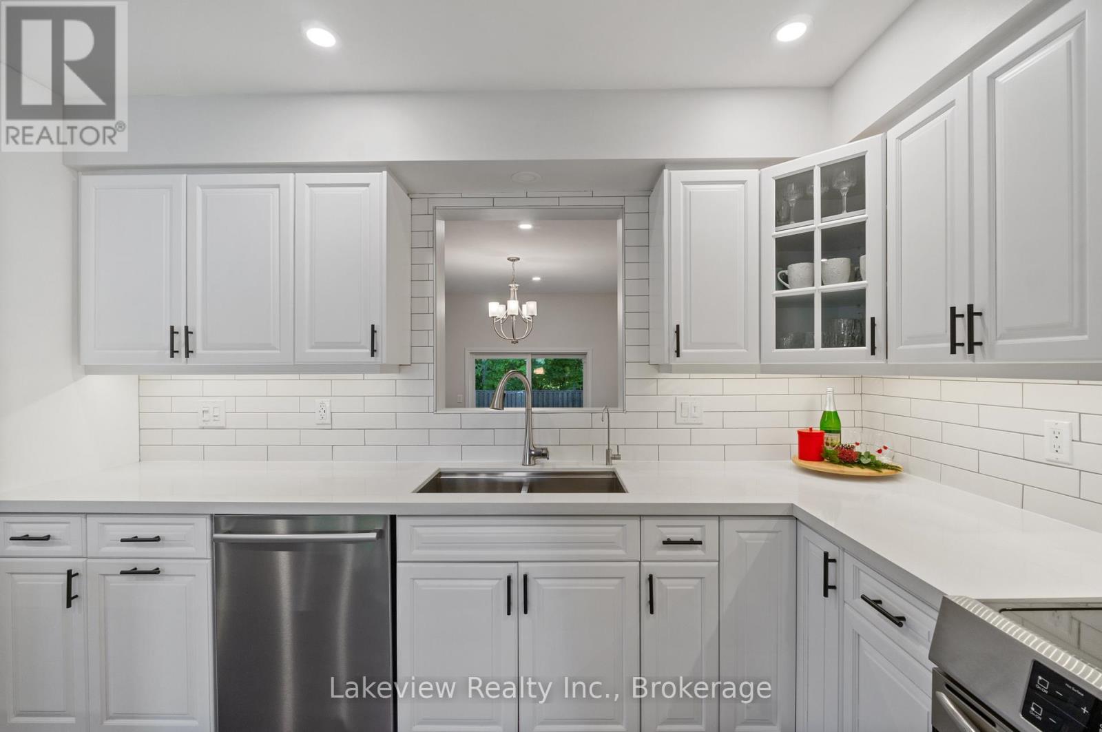 3914 Rosemary Lane W, Innisfil, Ontario  L9S 2L6 - Photo 23 - N12682670