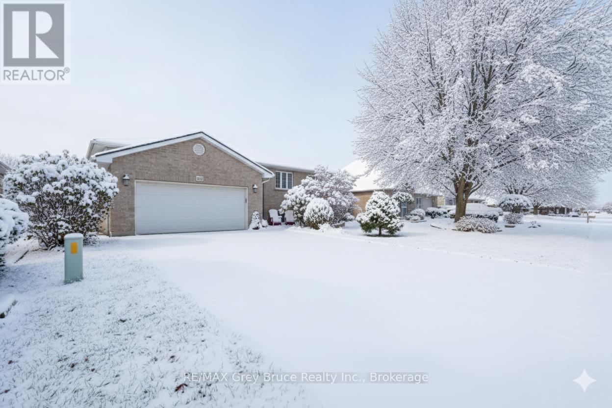 958 HIGHLAND STREET, Saugeen Shores, Ontario