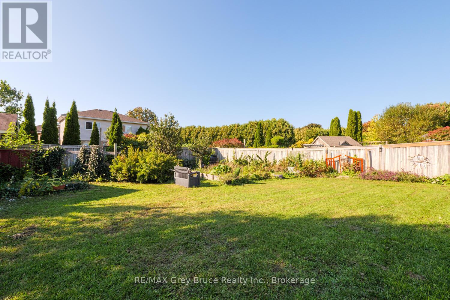 958 Highland Street, Saugeen Shores, Ontario  N0H 2C2 - Photo 37 - X12682612