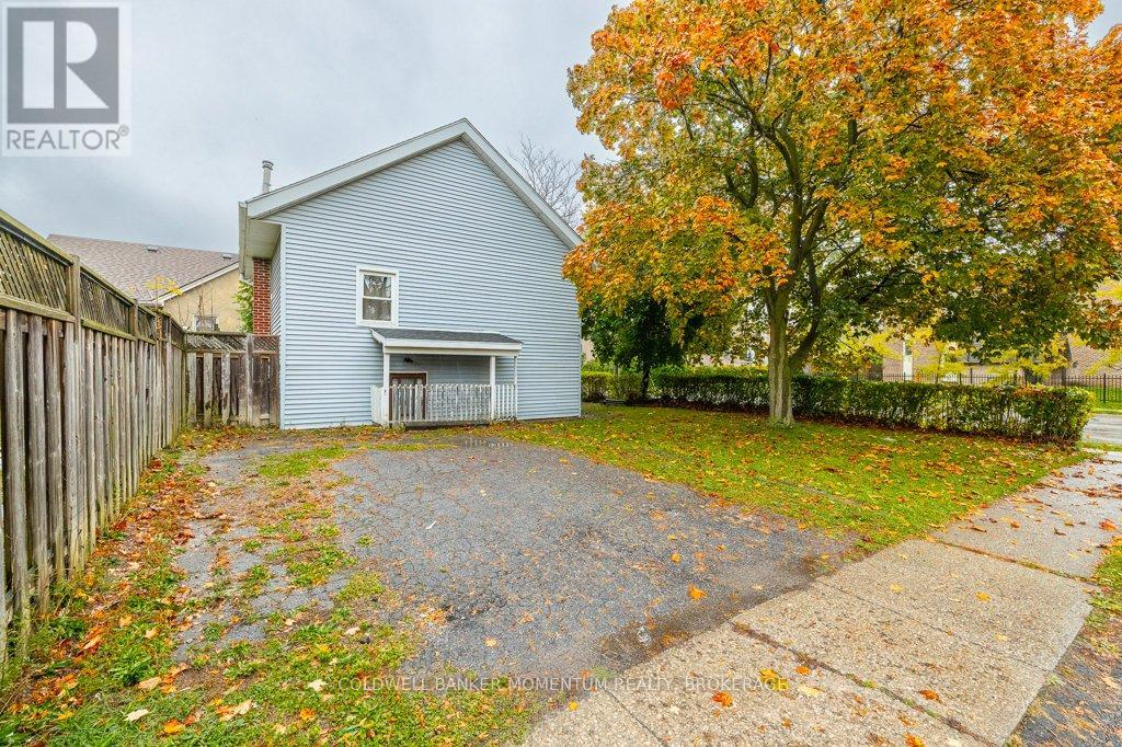 44 Rykert Street, St. Catharines, Ontario  L2S 1Z1 - Photo 4 - X12682608