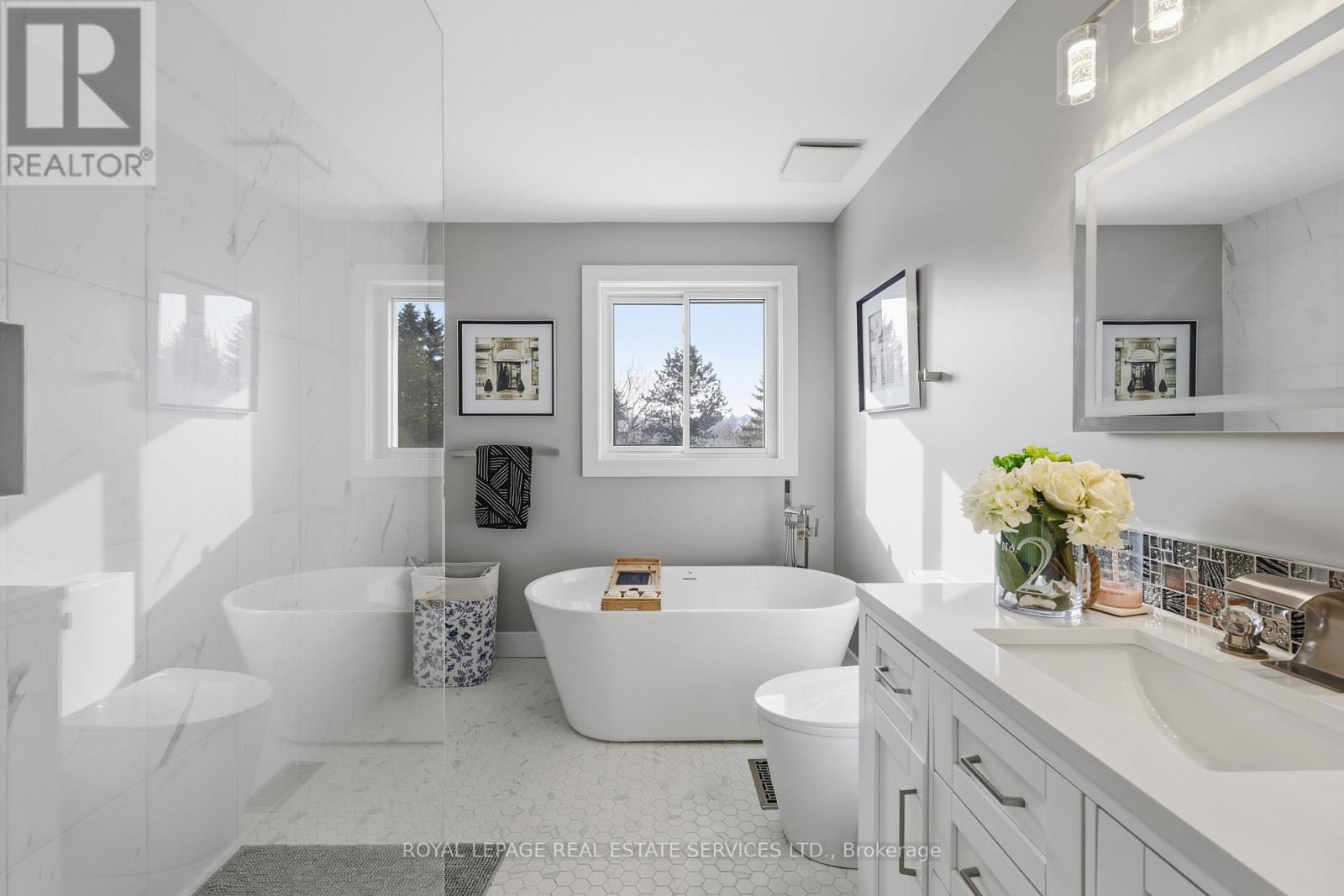 239 Rolling Acres Court, Kitchener, Ontario  N2A 3W5 - Photo 32 - X12681394