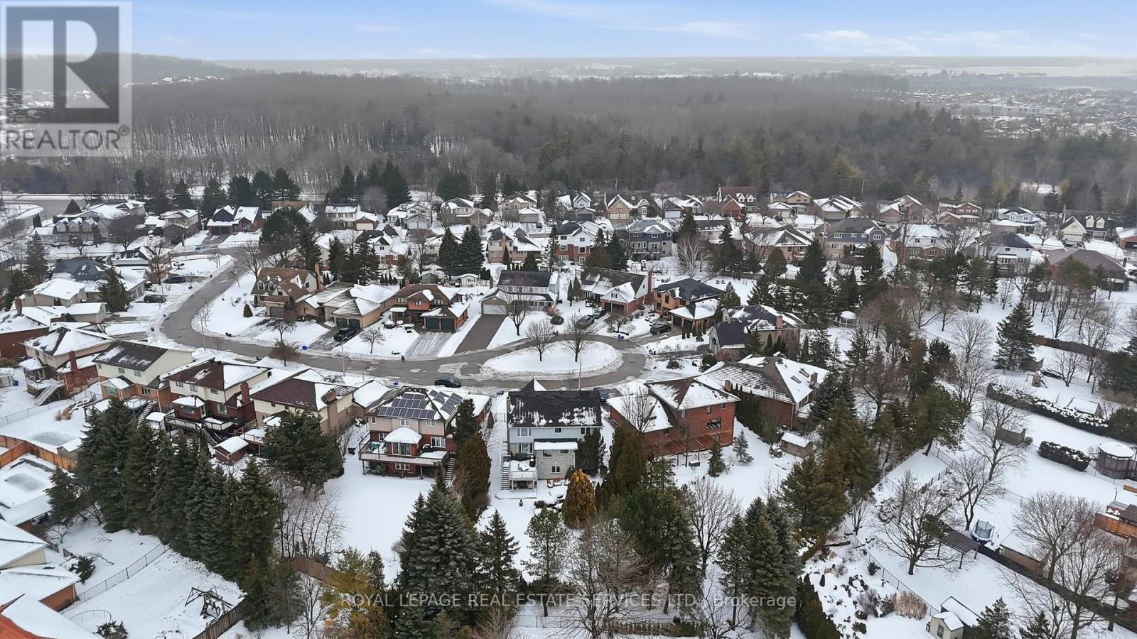 239 Rolling Acres Court, Kitchener, Ontario  N2A 3W5 - Photo 5 - X12681394